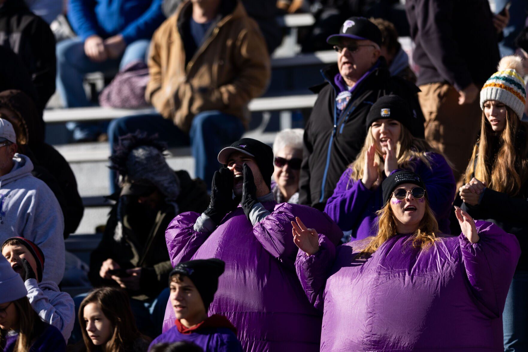 112222-owh-spo-fbeight2-ar11.JPG
